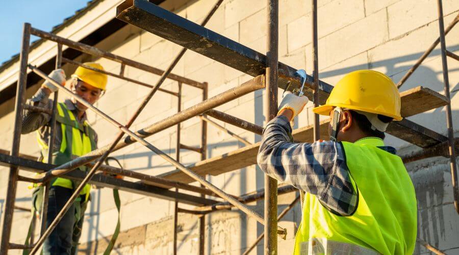 Expert Emergency Roof Repairs services in Bicknell, IN
